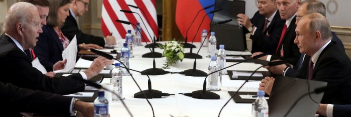 U.S. President Joe Biden and Russia's President Vladimir Putin meet for the U.S.-Russia summit at Villa La Grange in Geneva, Switzerland June 16, 2021. Sputnik/Mikhail Metzel/Pool via REUTERS